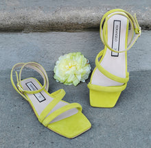 Translation missing: lv.sections.featured_product.gallery_thumbnail_alt
