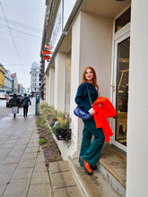 Translation missing: lv.sections.featured_product.gallery_thumbnail_alt
