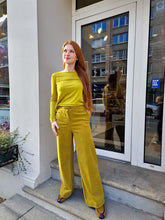 Translation missing: lv.sections.featured_product.gallery_thumbnail_alt
