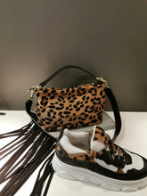 Translation missing: lv.sections.featured_product.gallery_thumbnail_alt
