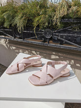 Translation missing: lv.sections.featured_product.gallery_thumbnail_alt
