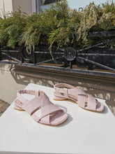 Translation missing: lv.sections.featured_product.gallery_thumbnail_alt
