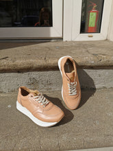 Translation missing: lv.sections.featured_product.gallery_thumbnail_alt
