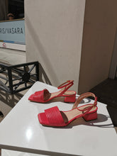 Translation missing: lv.sections.featured_product.gallery_thumbnail_alt
