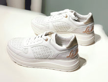 Translation missing: lv.sections.featured_product.gallery_thumbnail_alt
